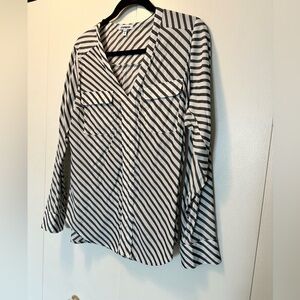 Express Chelsea size medium grey stripe shirt